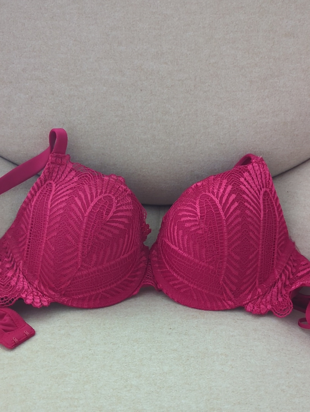 NWT 32D La SENZA Hot Pink Lace Push-Up Bra